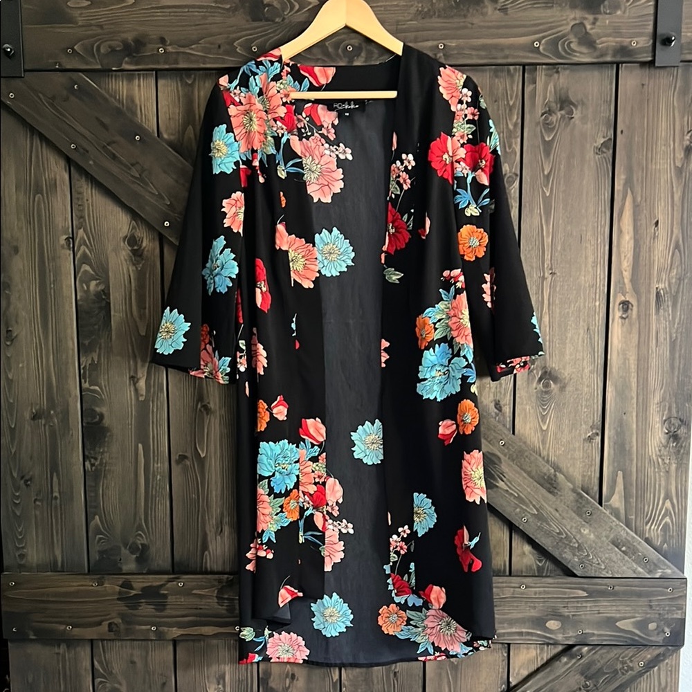 RD Kiki Black Kimono with Floral Design